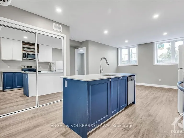 8 Philip St #5 — Photo 5