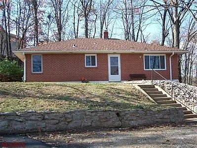 31 Elanore Dr photo 1