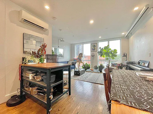 Rented by Doorway NYC, LLC | media 2