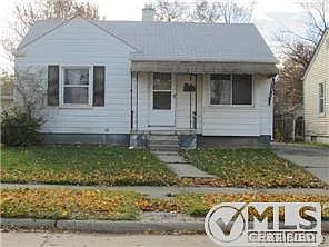 1820 E Milton Ave photo 1