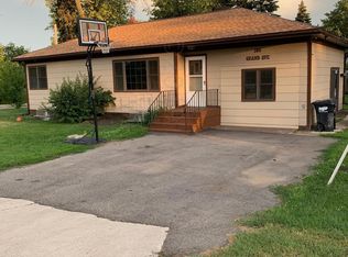 306 Grand Ave, Enderlin, ND 58027