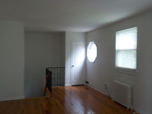 3rd image of 247-52 77th Cres Floor 2