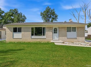 50517 Bower Dr, Chesterfield, MI 48047