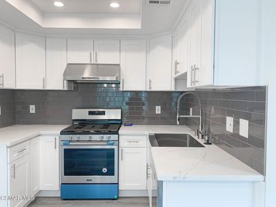 877 W 13th St APT 2, Azusa, CA, 91702
