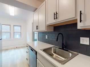 Stratford, Cleveland, OH 44106