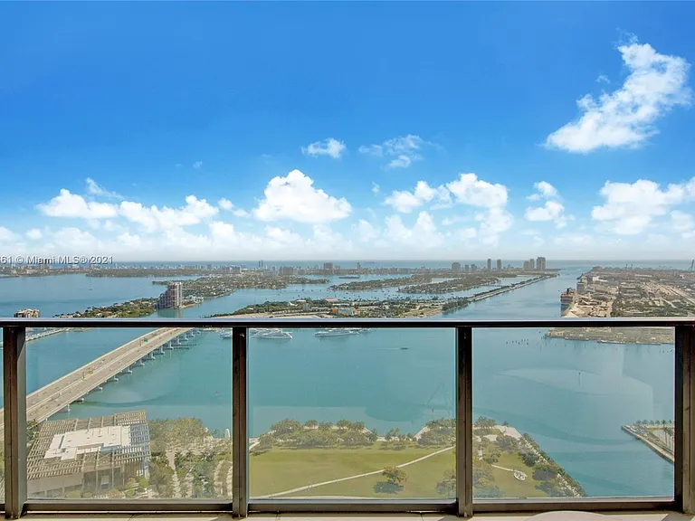 1000 Biscayne Blvd #3202 — Photo 11