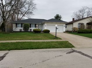 15437 Longvale Ave, Maple Heights, OH 44137