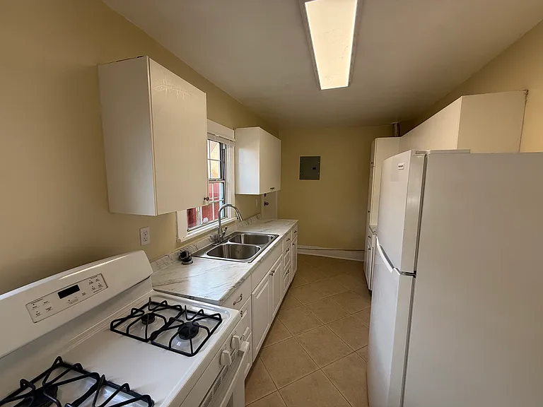 3837 Van Dyke Ave — Photo 3