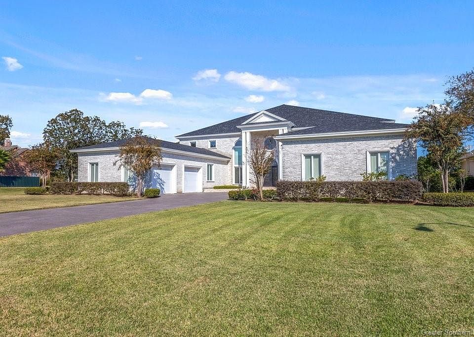 1st image of 3272 Portrush Dr