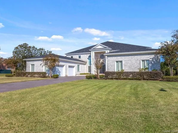 3272 Portrush Dr, Lake Charles, LA 70605