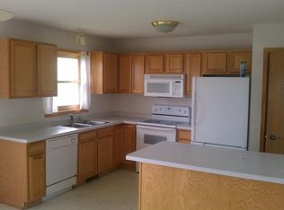 768 50th Ave NW, Rochester, MN 55901