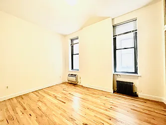 Rented by Nolita Group