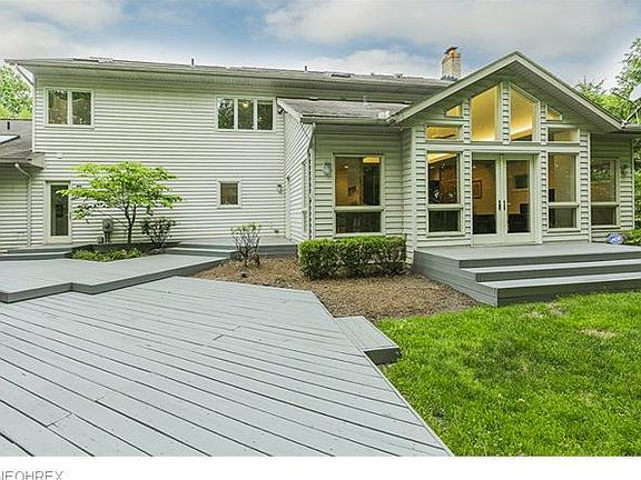 3rd image of 6815 Teasel Ct