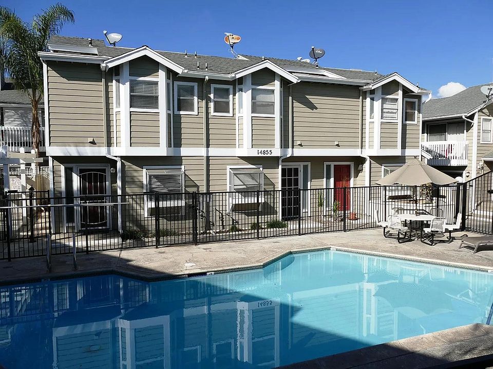 1st image of 14855 Mulberry Dr Unit 402