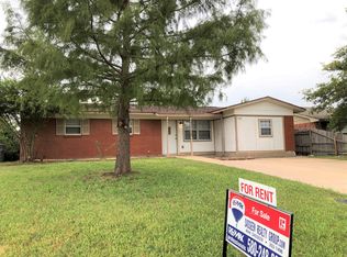 4027 SE Bedford Cir, Lawton, OK 73501