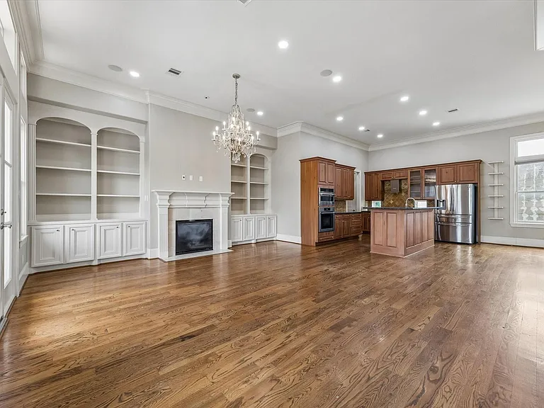 6019 Post Oak Green Ln — Photo 7