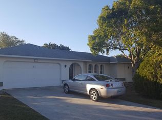 726 SE 11th Ave, Cape Coral, FL 33990