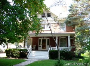 304 S Market St, Knoxville, IL 61448