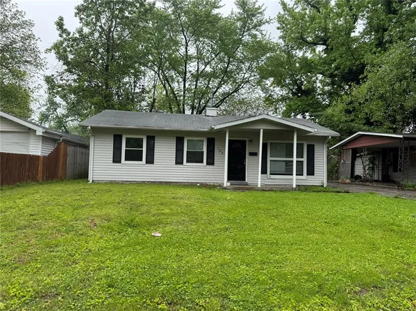 124 Saint James Ln, Cahokia, IL 62206