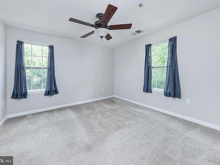 1122 Tristram Cir — Photo 10
