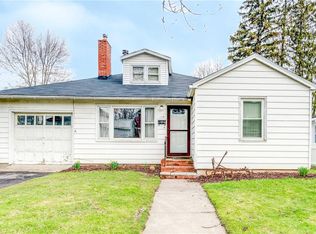 118 Heath St, Newark, NY 14513