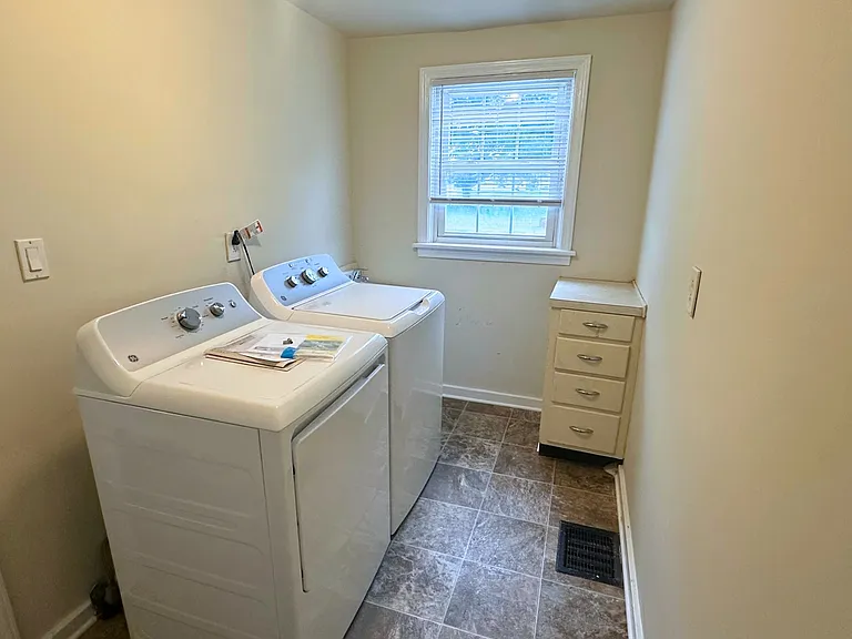 1331 Lititz Rd — Photo 9
