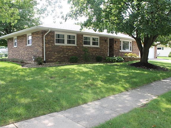 4th image of 914 Cherry Dr
