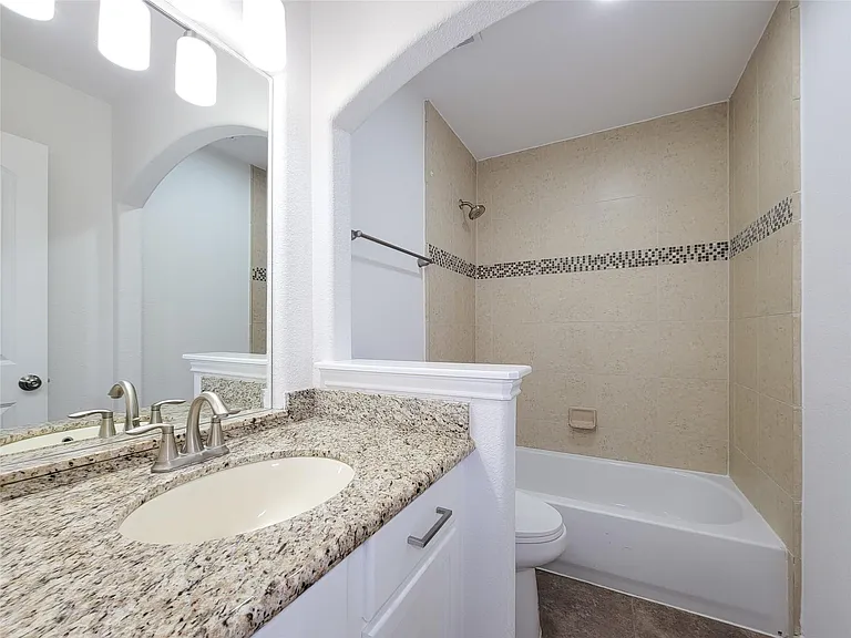 2814 Bay Springs View Ct — Photo 42