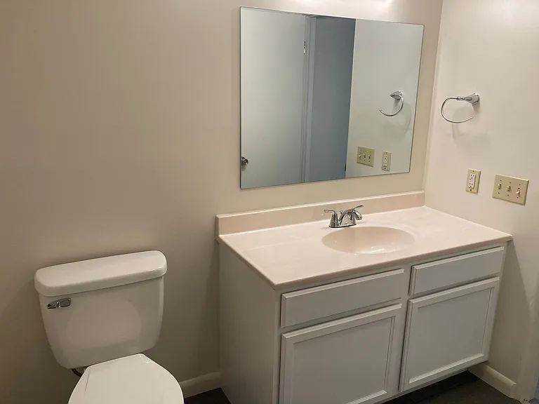 8915 Silver Lake Dr #3 — Photo 6