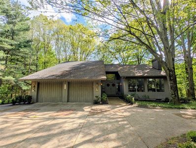 5441 Thomas Rd, Fairview, PA, 16415
