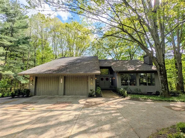 5441 Thomas Rd, Fairview, PA 16415