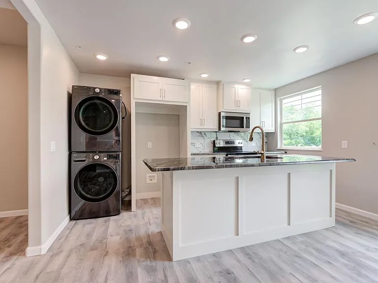 222 S University Blvd #5 — Photo 10