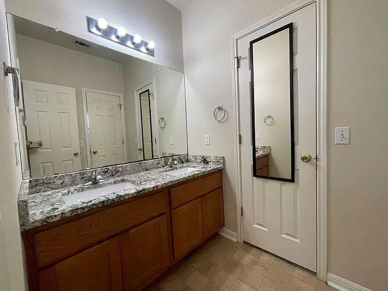 11603 Marshall St — Photo 18