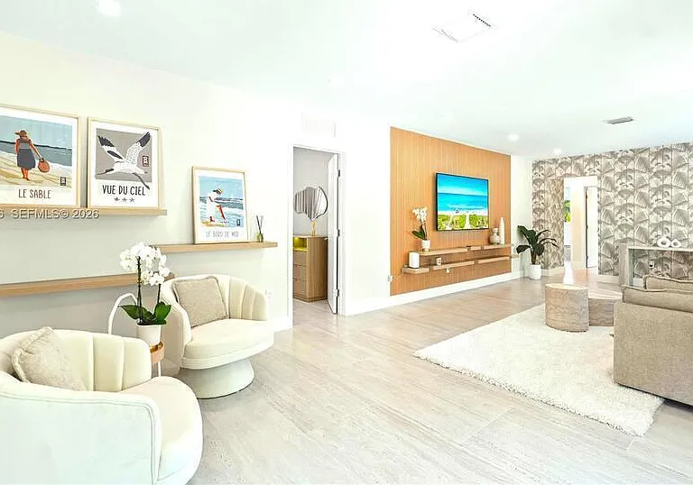 1345 SW 14th Ave — Photo 11