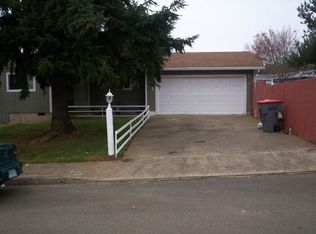 795 N F St, Willamina, OR