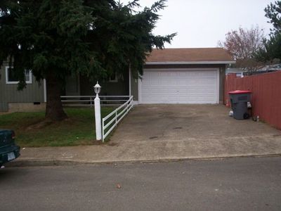 795 N F St, Willamina, OR, 97396