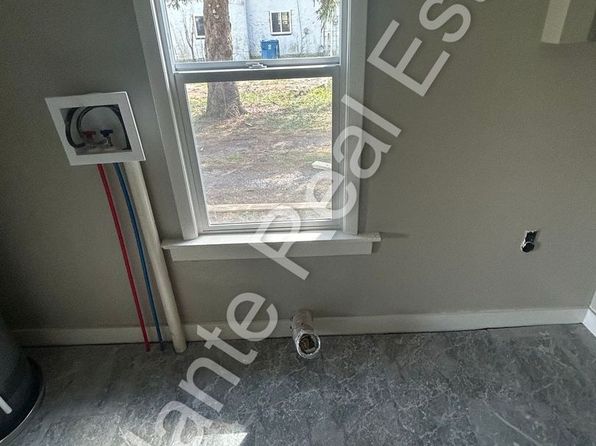 9155 Maumee Western Rd, Monclova, OH 43542