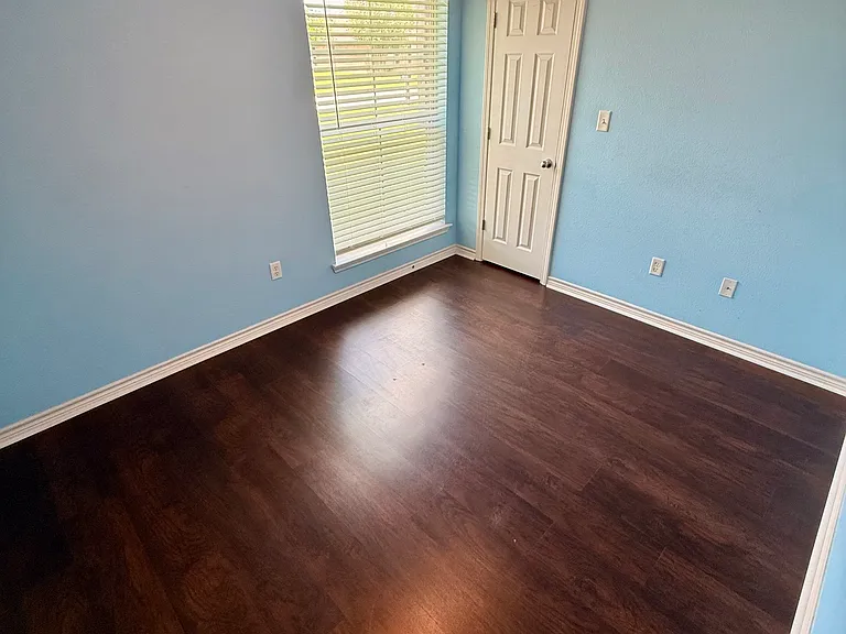 5370 Westchase Loop — Photo 8
