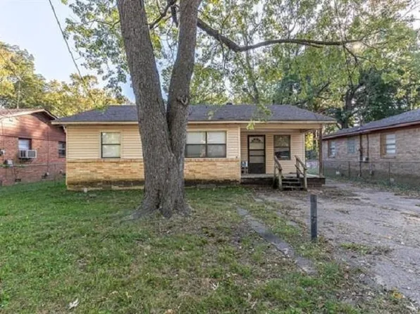1110-1200 Haltom St, Jonesboro, AR 72401