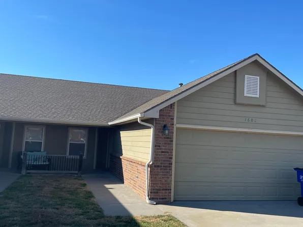 1807 Clover Dr, Junction City, KS 66441