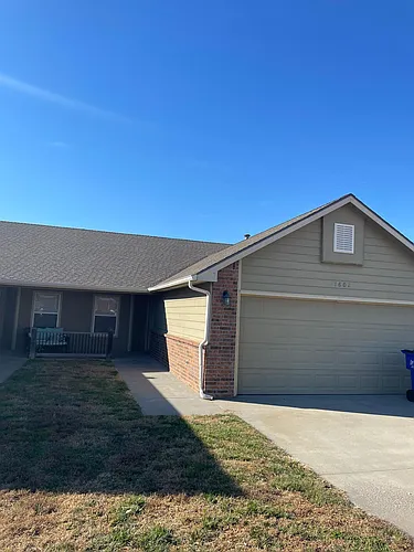 1807 Clover Dr Photo 1