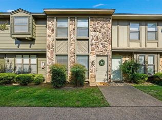 1371 S 11th St, Waco, TX 76706