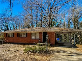 552 Shellnut Dr, Forest Park, GA 30297