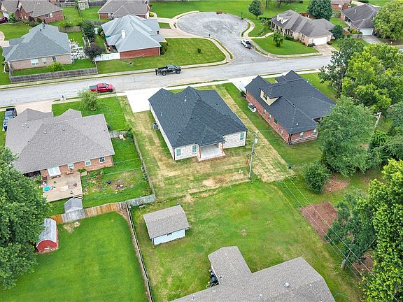 5th image of 2702 Cortney Cir