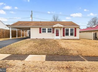 1065 N Pine St, Middletown, PA 17057