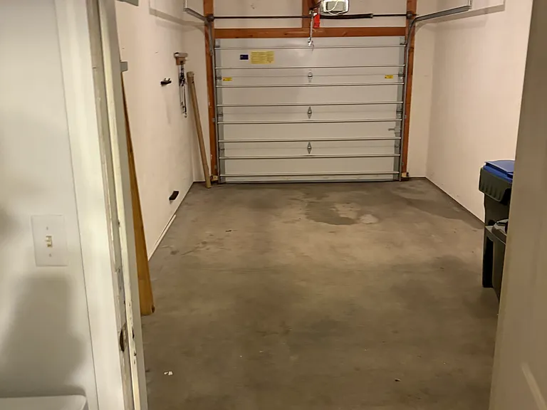 438 Glendell Ln — Photo 12