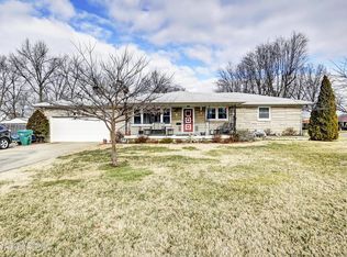 4926 Cedar Brook Ct, Louisville, KY 40219