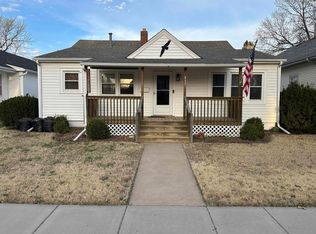 417 S Oak St, Pratt, KS 67124