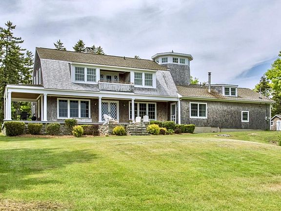 2nd image of 18 Cragmoor Ln
