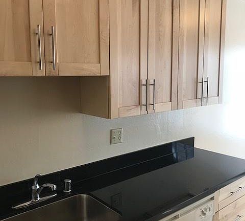 4th image of 1601 Lincoln Way APT 203